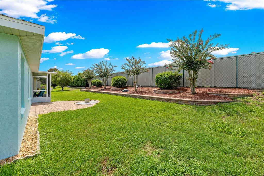 Image 40 of property listing at 8721 SW 60 CIRCLE, Ocala, FL 34476
