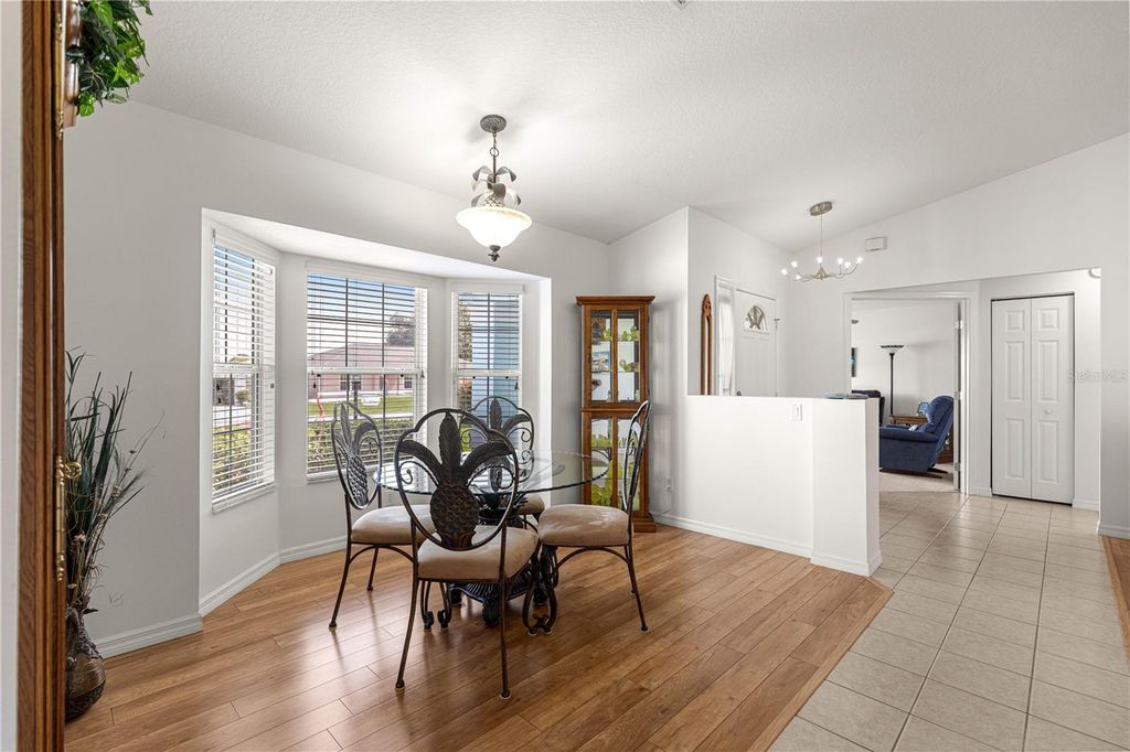 Image 8 of property listing at 8721 SW 60 CIRCLE, Ocala, FL 34476