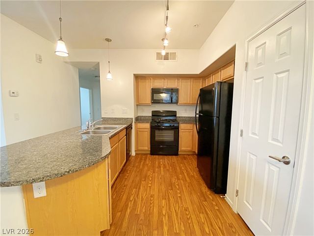 50 Aura De Blanco Street 14104, Henderson, NV 89074