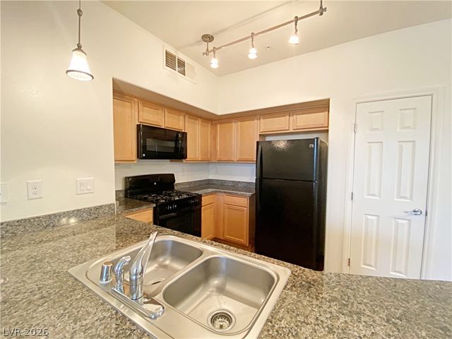 50 Aura De Blanco Street 14104, Henderson, NV 89074