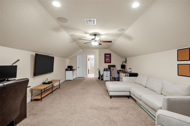 427 Paso Fino Street, Robinson, TX 76706