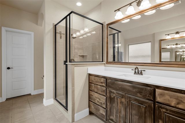 427 Paso Fino Street, Robinson, TX 76706