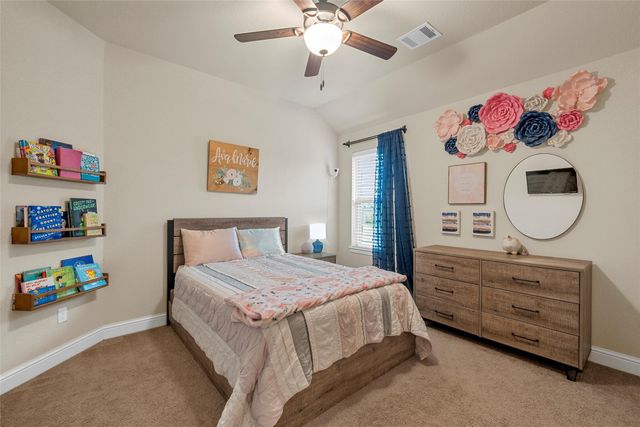 427 Paso Fino Street, Robinson, TX 76706