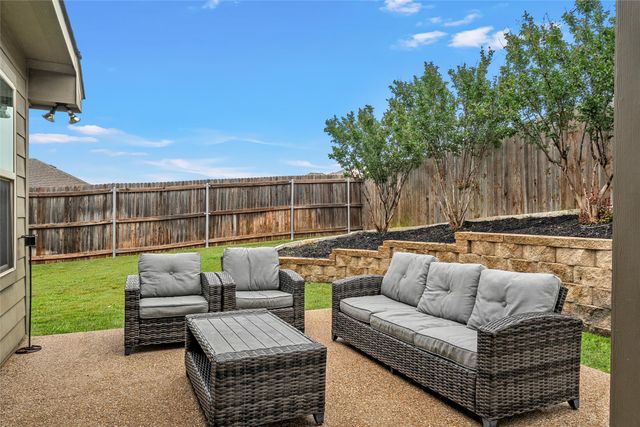 427 Paso Fino Street, Robinson, TX 76706