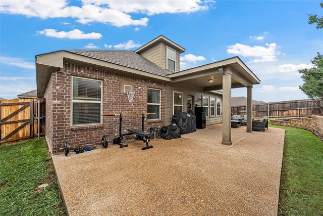 427 Paso Fino Street, Robinson, TX 76706