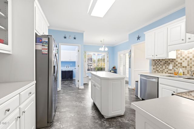 3912 Long Meadow Drive, Mebane, NC 27302