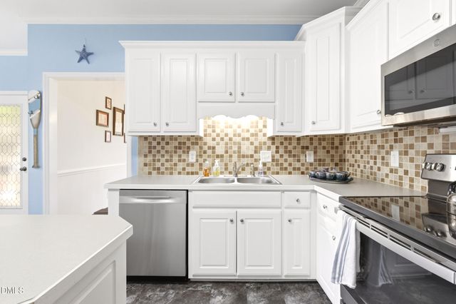 3912 Long Meadow Drive, Mebane, NC 27302