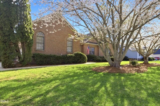 3912 Long Meadow Drive, Mebane, NC 27302