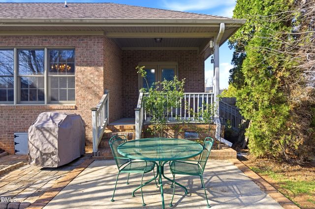 3912 Long Meadow Drive, Mebane, NC 27302