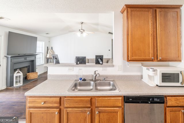 272 Augusta Woods Drive, Villa Rica, GA 30180