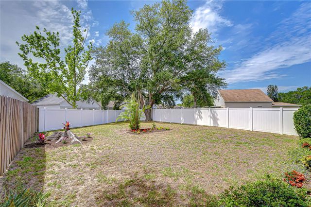 1721 TROPICANA WAY, Valrico, FL 33594
