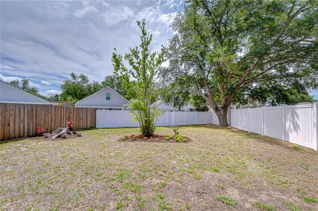 1721 TROPICANA WAY, Valrico, FL 33594