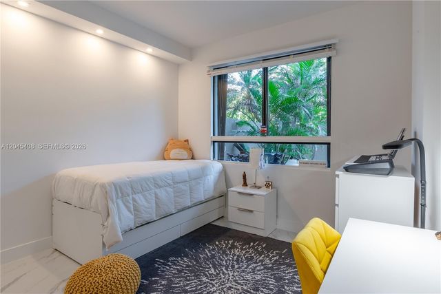 151 Crandon Blvd 122, Key Biscayne, FL 33149