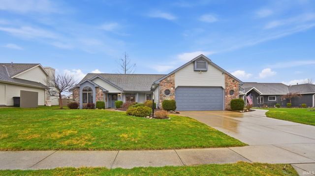8609 Summerset Place, Fort Wayne, IN 46825