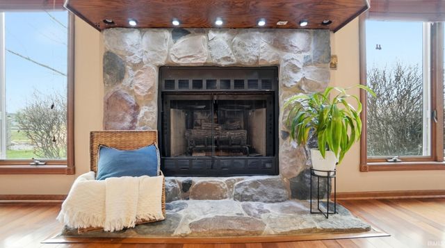 8609 Summerset Place, Fort Wayne, IN 46825