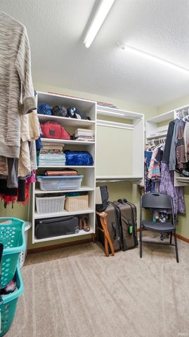 8609 Summerset Place, Fort Wayne, IN 46825