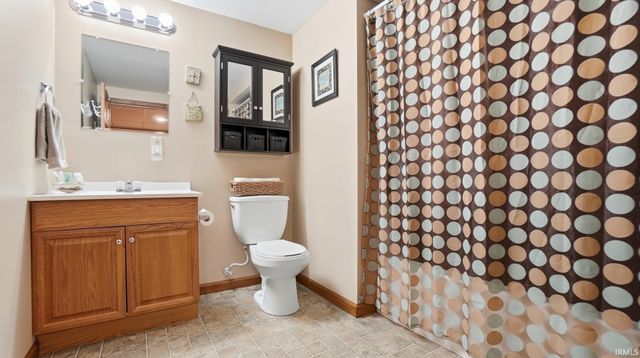 8609 Summerset Place, Fort Wayne, IN 46825