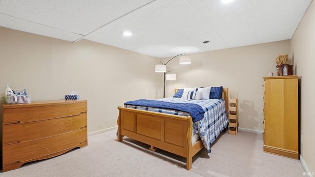 8609 Summerset Place, Fort Wayne, IN 46825