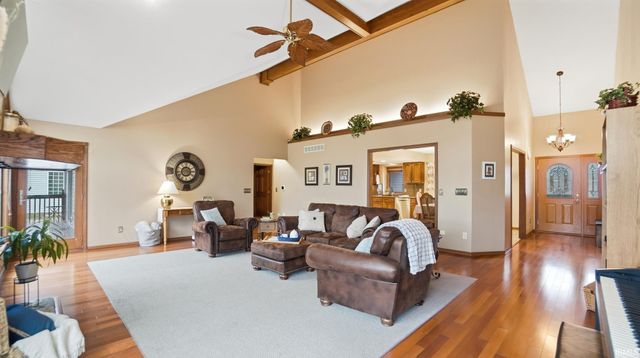 8609 Summerset Place, Fort Wayne, IN 46825