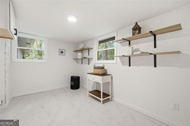 2568 Fontaine Circle, Decatur, GA 30032