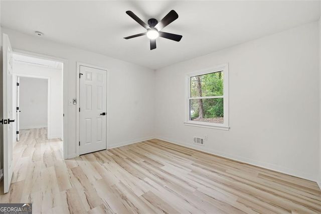 2568 Fontaine Circle, Decatur, GA 30032