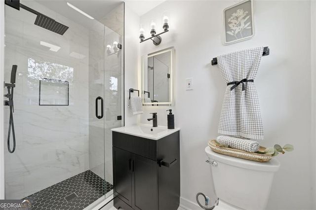 2568 Fontaine Circle, Decatur, GA 30032
