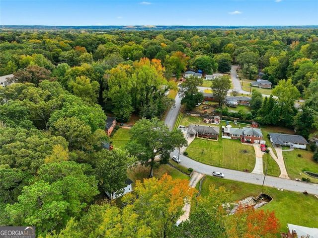 2568 Fontaine Circle, Decatur, GA 30032