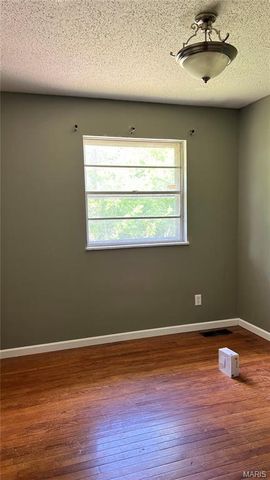 12075 Nero Drive, Florissant, MO 63033