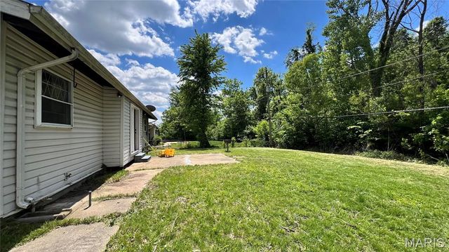12075 Nero Drive, Florissant, MO 63033