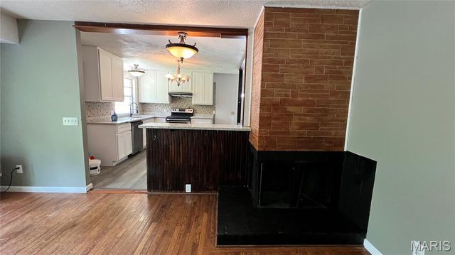 12075 Nero Drive, Florissant, MO 63033