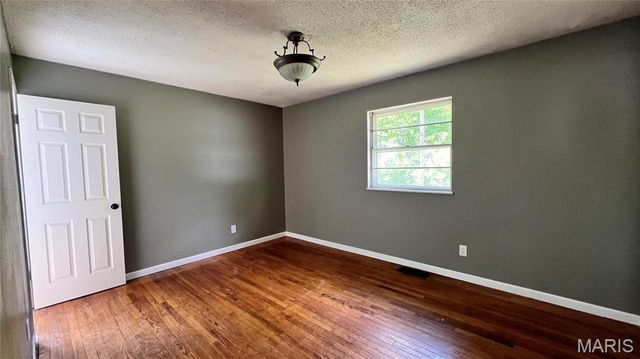 12075 Nero Drive, Florissant, MO 63033