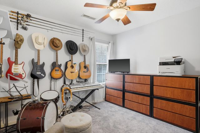 3809 LARKSPUR CT, Columbia, MO 65201