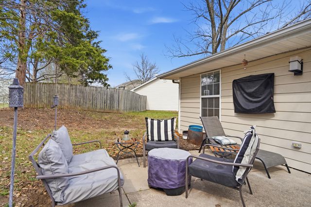 3809 LARKSPUR CT, Columbia, MO 65201