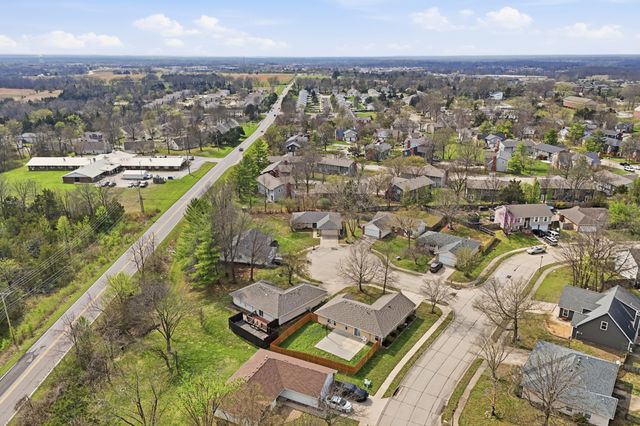 3809 LARKSPUR CT, Columbia, MO 65201