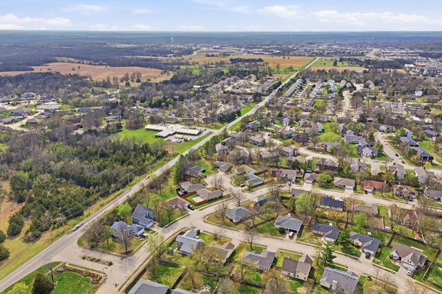 3809 LARKSPUR CT, Columbia, MO 65201