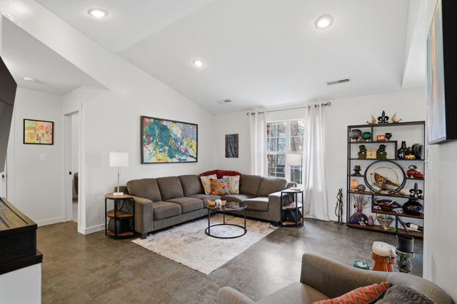 3809 LARKSPUR CT, Columbia, MO 65201