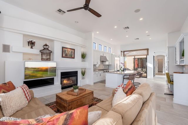 7941 E WINDWOOD Lane, Scottsdale, AZ 85255