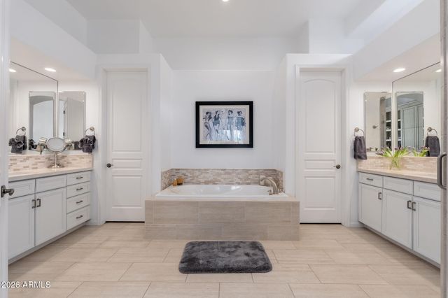 7941 E WINDWOOD Lane, Scottsdale, AZ 85255