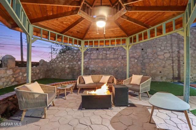 4000 BANCROFT Drive, El Paso, TX 79902