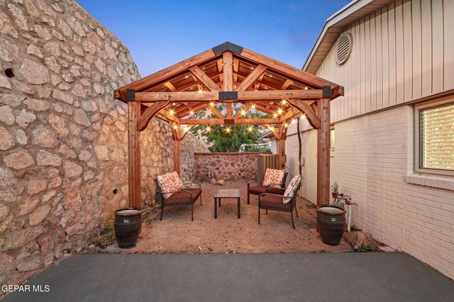 4000 BANCROFT Drive, El Paso, TX 79902