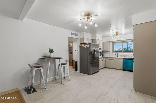 4000 BANCROFT Drive, El Paso, TX 79902