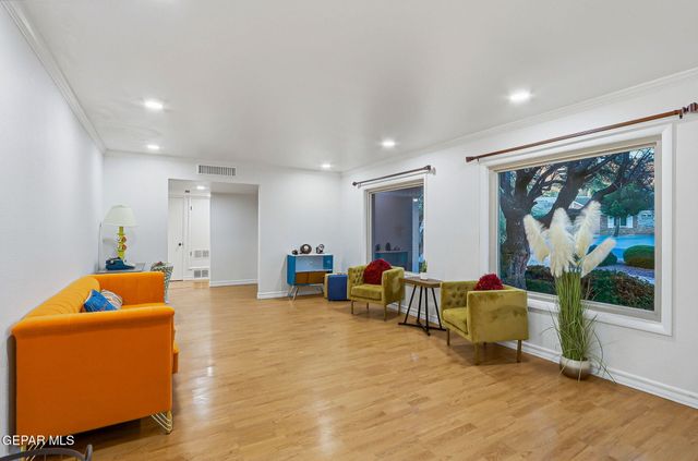 4000 BANCROFT Drive, El Paso, TX 79902