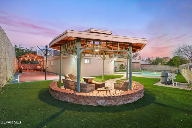 4000 BANCROFT Drive, El Paso, TX 79902