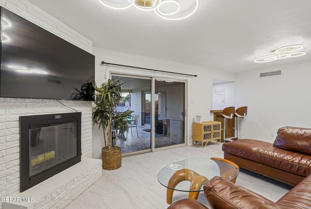 4000 BANCROFT Drive, El Paso, TX 79902