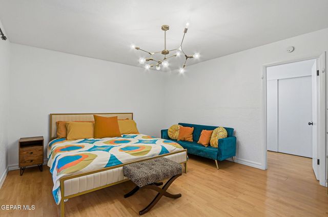 4000 BANCROFT Drive, El Paso, TX 79902