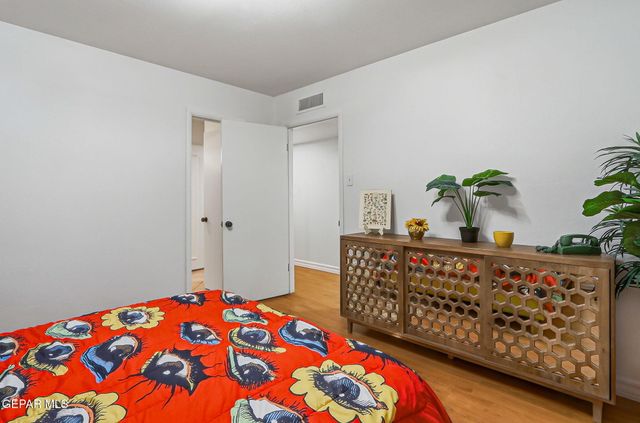 4000 BANCROFT Drive, El Paso, TX 79902