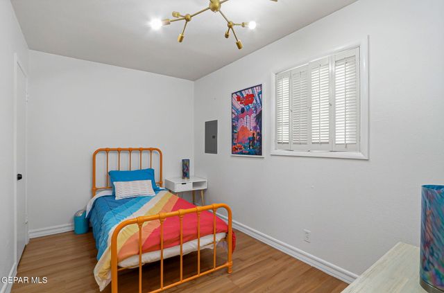 4000 BANCROFT Drive, El Paso, TX 79902