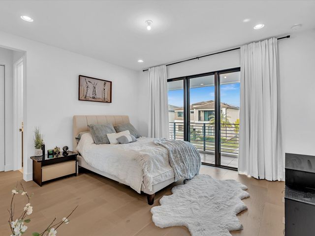 17065 Rainbow Falls Trail, Boca Raton, FL 33496