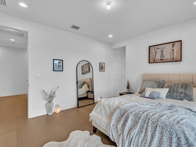 17065 Rainbow Falls Trail, Boca Raton, FL 33496