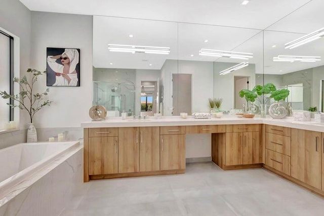 17065 Rainbow Falls Trail, Boca Raton, FL 33496